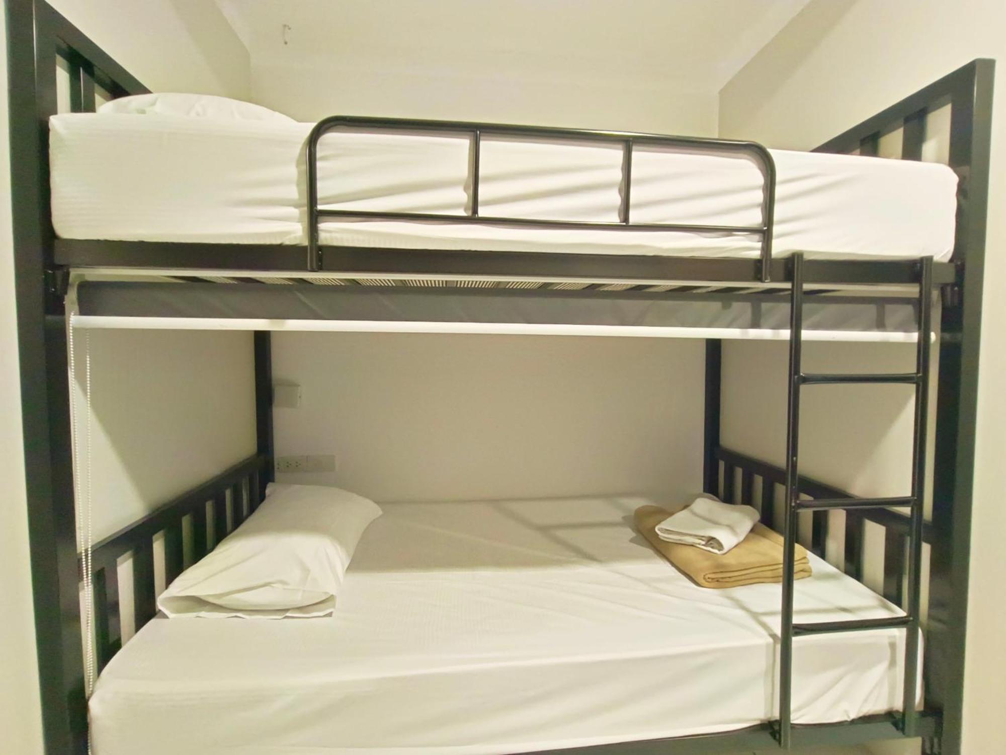 Cozy Rooms Asoke 曼谷 外观 照片